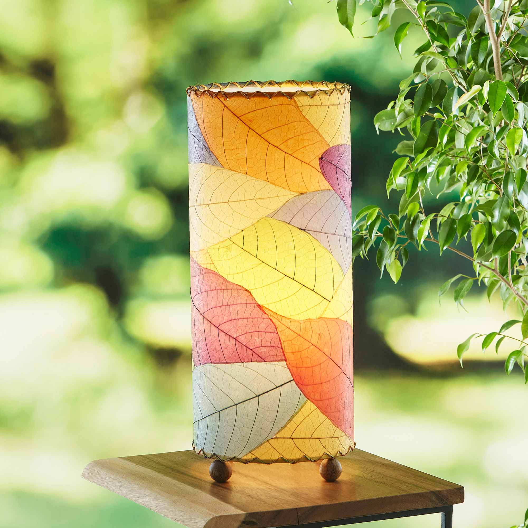 ol615-t-m-3-sq-lifestyle Outdoor shelf lighting in multi and natural