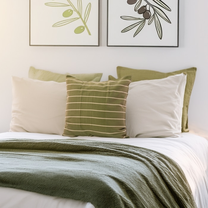 Rayas 2 Pillow Cover Green <br>(Item # ss23_hcc_06)