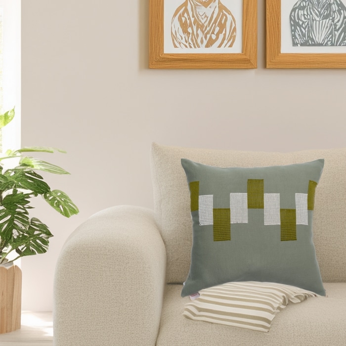 Ve Pillow Cover Green <br>(Item # ss24c_08)