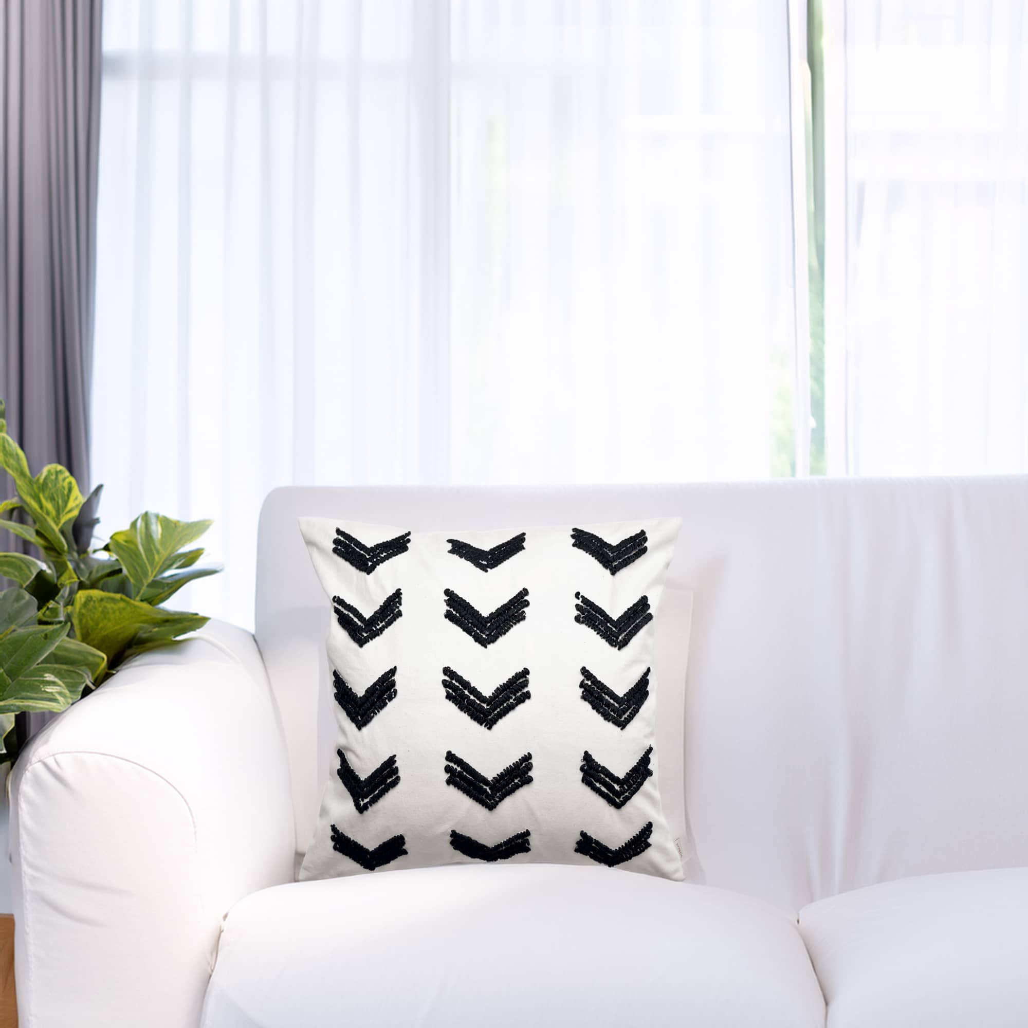 Tuk Pillow Cover Black <br>(Item # ss24c_16) - Image 3