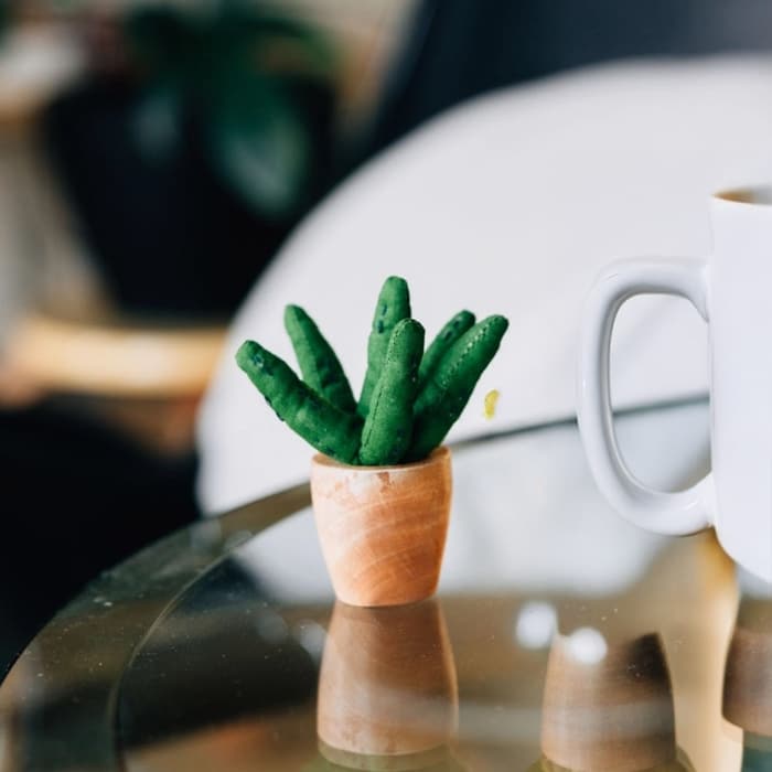 Handmade Mini Cotton Aloe Vera Plant<br>(Item #tt-6805110)
