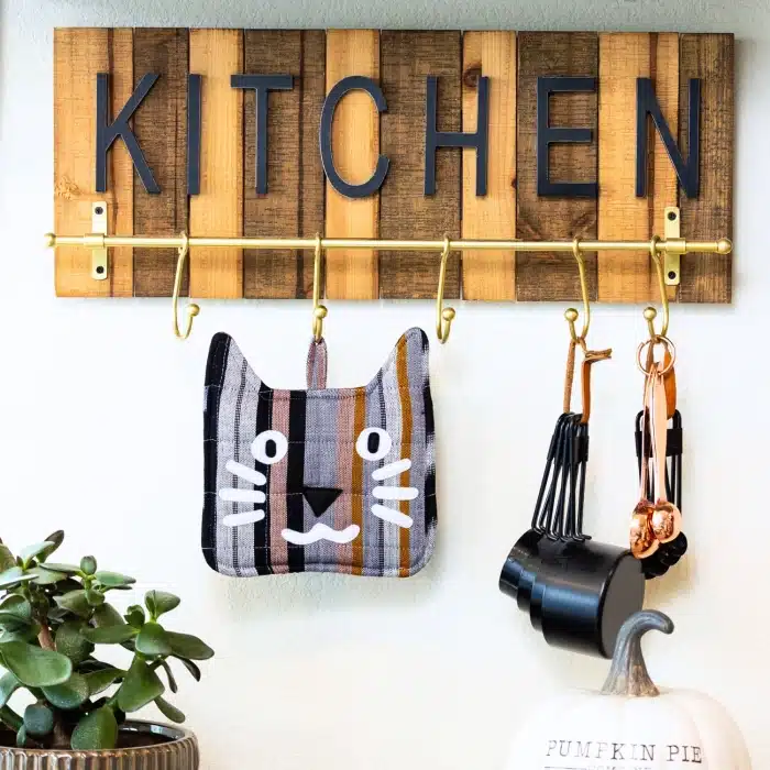 Cat Pot Holder<br>(Item #ch-13g) - Image 2