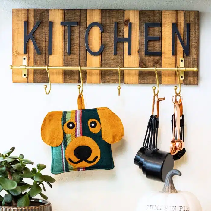 Dog Pot Holder<br>(Item #ch-13h)