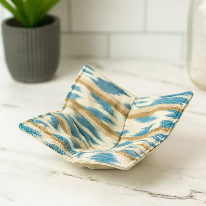 Microwave Bowl Cozy Pacifica<br>(Item #ch02-pa)