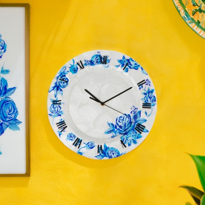Clock Wall Decor With Blue Flowers <br>(Item # m1504)
