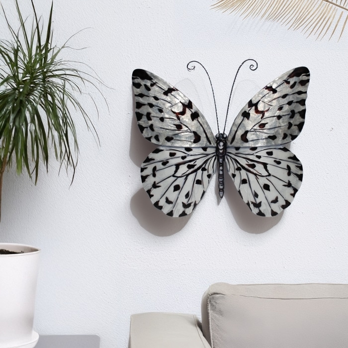 Butterfly Wall Decor Black And White Large <br>(Item # m2049 l n)