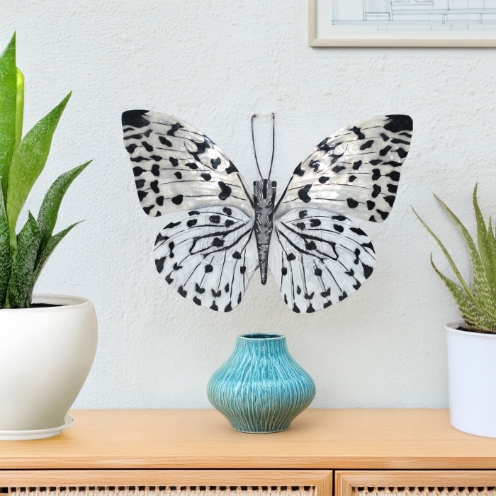 Butterfly Wall Decor Black And White <br>(Item # m2049)